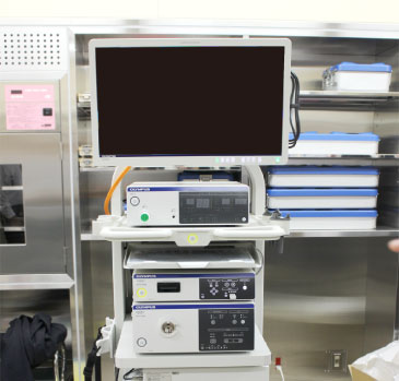 腹腔鏡手術に使用する器具 腹腔鏡システム画像